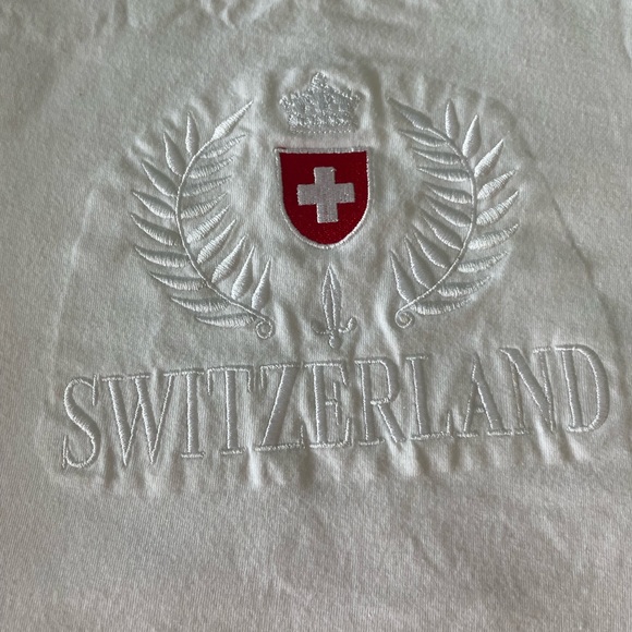 White new t-shirt from Switzerland. Never worn.Size small. A real nice shirt. - Picture 4 of 11
